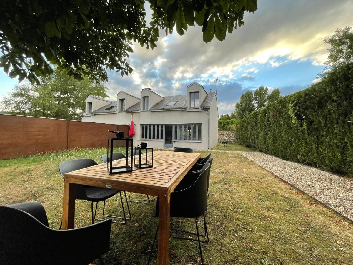 Willa Maison De Campagne Entierement Climatisee Avec Grand Jardin Pressagny-lʼOrgeuilleux Zewnętrze zdjęcie